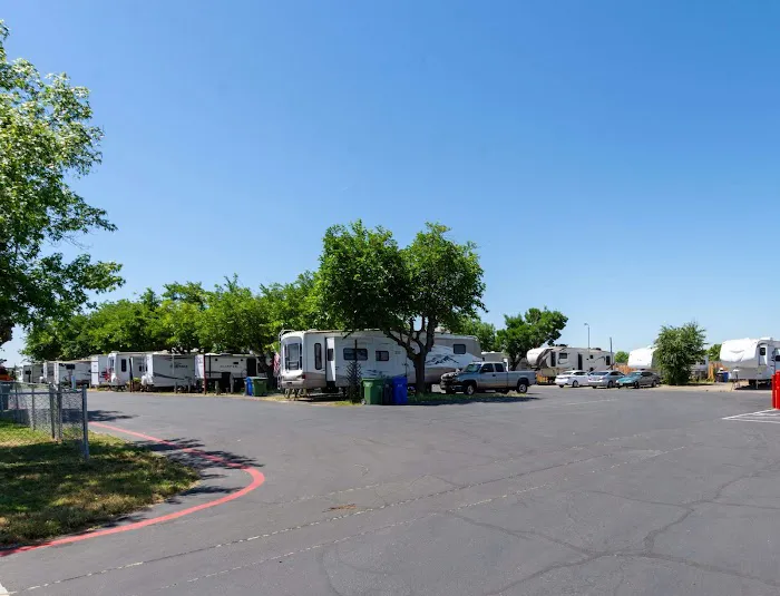 Galt Mobile Estates Picture 4
