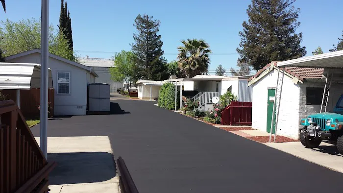 Big Sky Mobile Home Park Picture 1