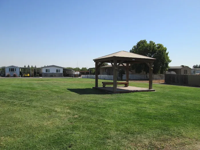 Country Squire Estates Mobile Home Park Picture 1