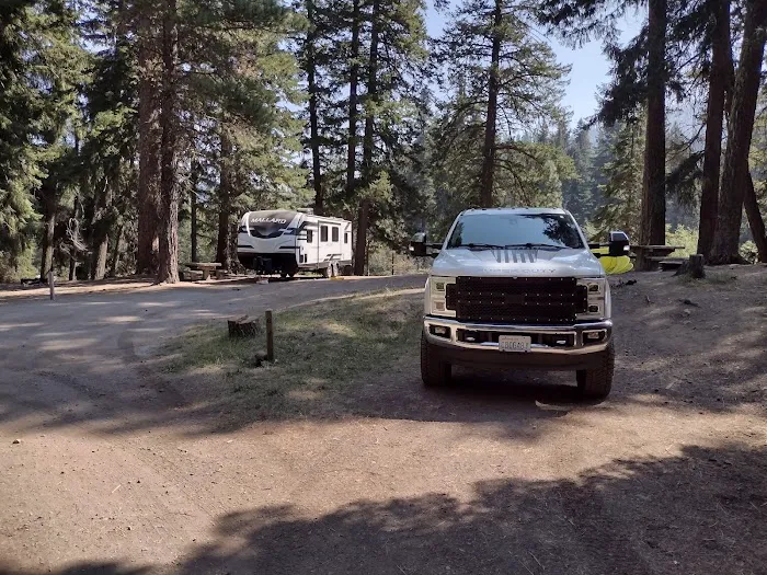 Clear Lake Campground North Picture 6