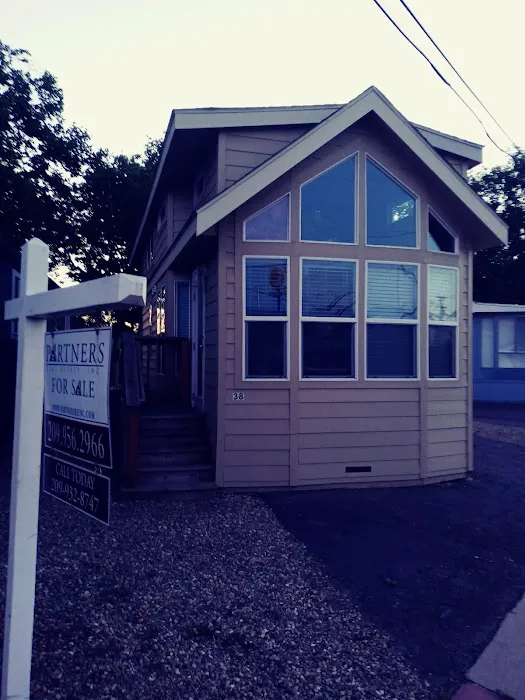 Shady Acres Mobile Home Park Picture 4