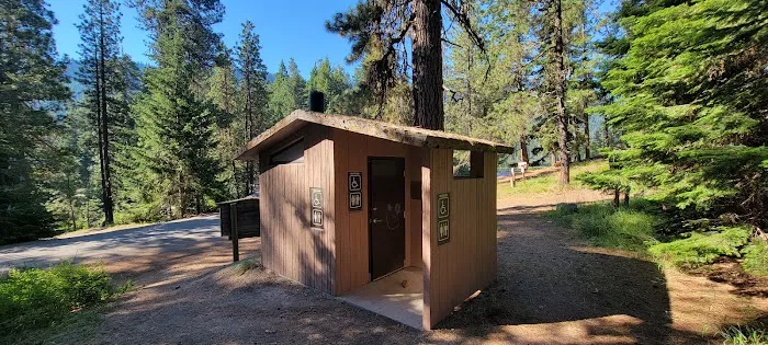 Unimproved Clear Lake North Group Campground Picture 3