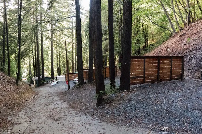 Redwood Village Picture 5