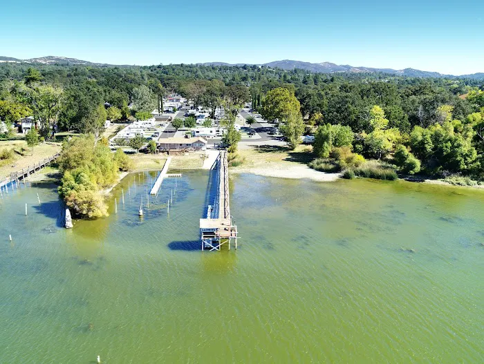 Clearlake Resort Picture 6