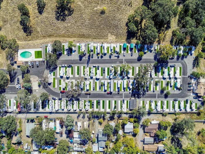 Clearlake Resort Picture 7