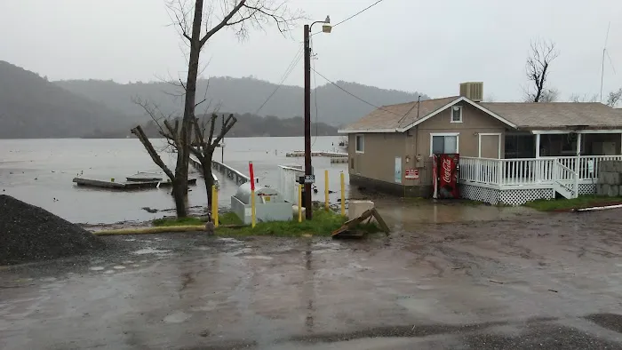 Clearlake Resort Picture 9