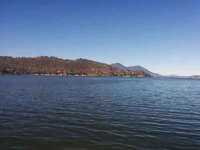 Lake Front Mobile Home & RV Park Picture 6