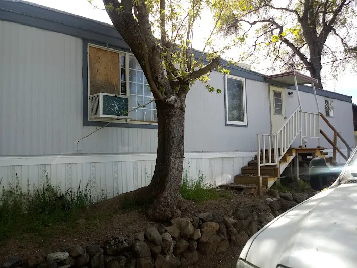 Lakeland Mobile Home Park Picture 3