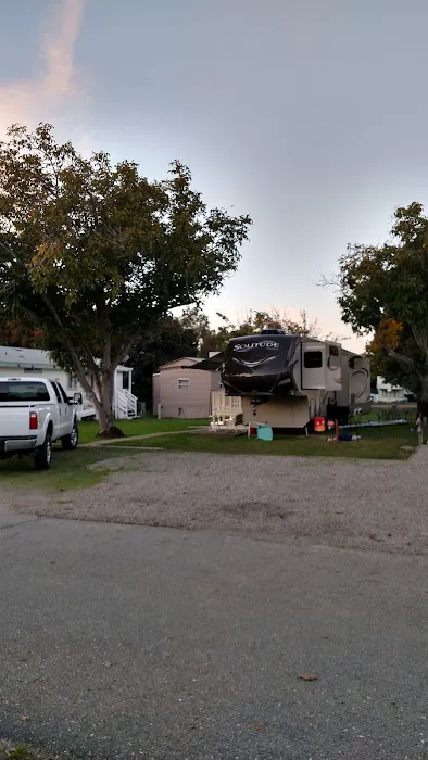 Colusa Mobile Home Park Picture 2