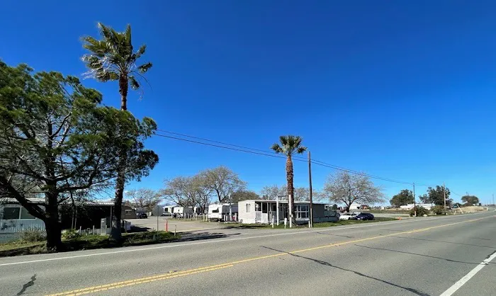 Maxwell Mobile Home & RV Park Picture 1