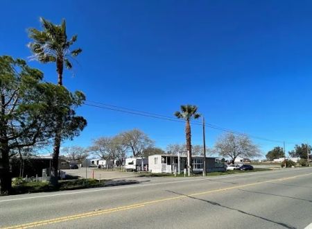 Maxwell Mobile Home & RV Park