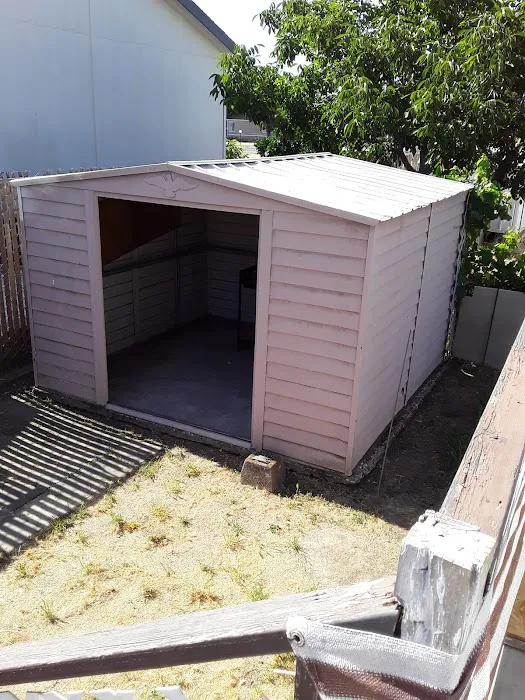 Village Green Mobile Home Park Picture 7