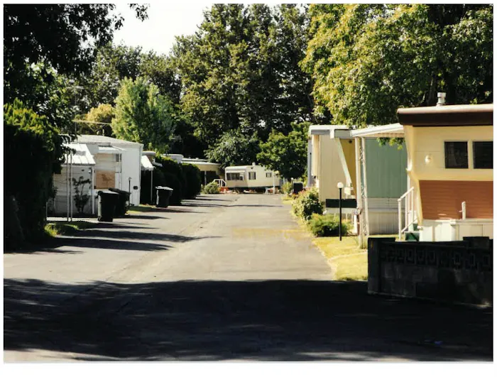 North Sacramento Mobile Home Park Picture 3