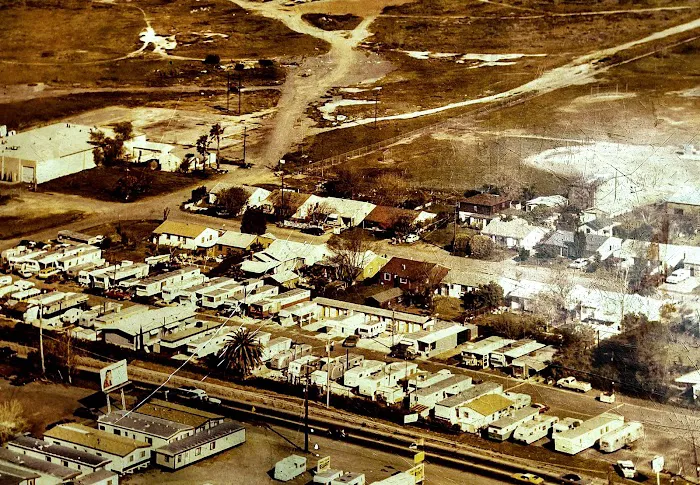 El Camino Mobile Home & RV Park Picture 3
