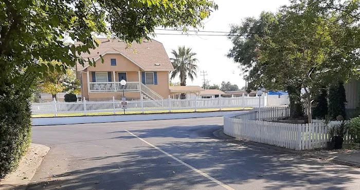 Camellia Gardens Mobile Home Park Picture 1