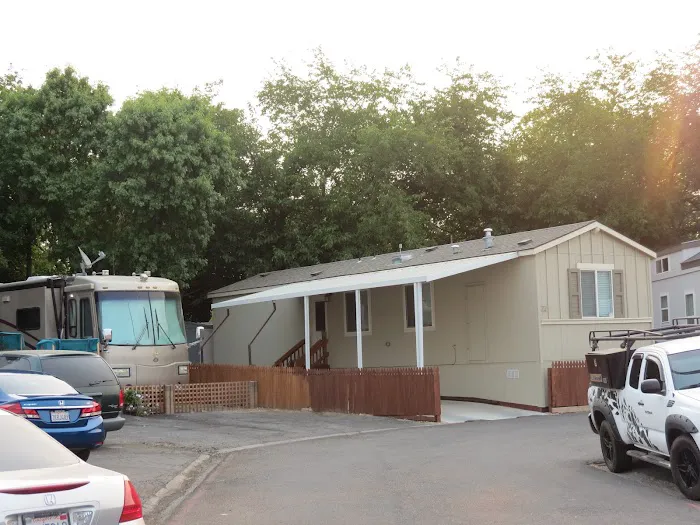 Sacramento Sun RV Park Picture 10