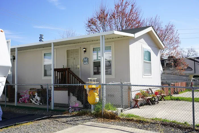 McClellan Mobile Home & RV Park Picture 5