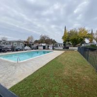 Eleven Oaks Mobile Home & RV Park ico