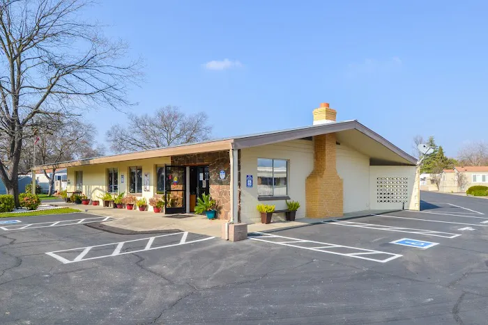 Country Squire Estates Picture 8