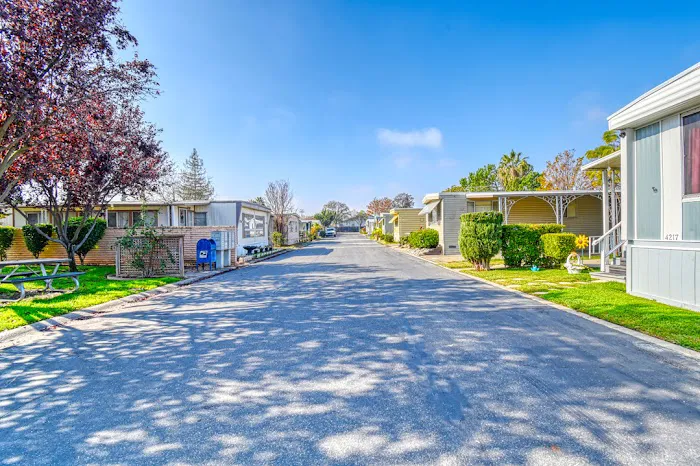 Fairway Estates MHC Picture 7