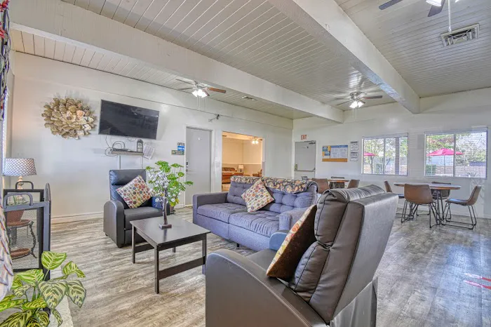 Fairway Estates MHC Picture 9