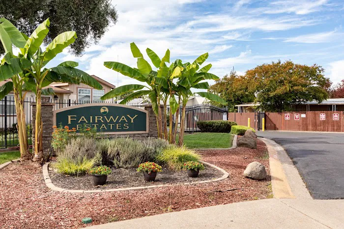 Fairway Estates MHC Picture 10