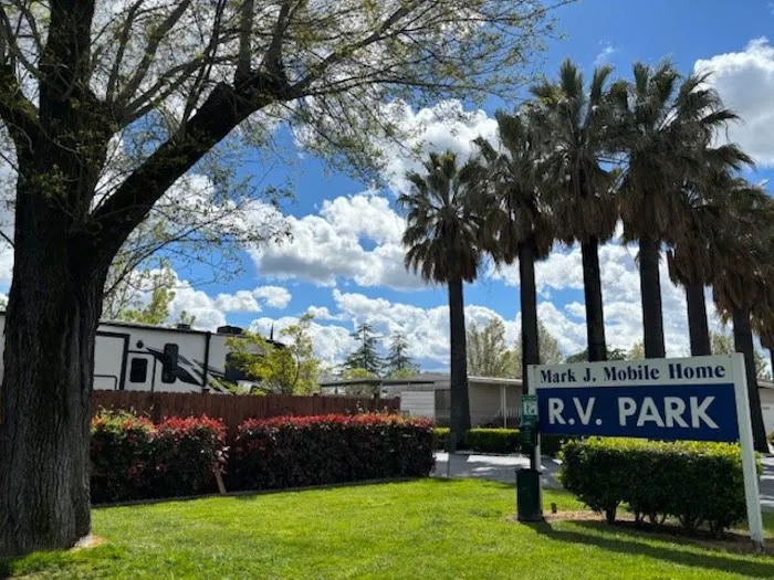 Mark J RV Park Picture 3