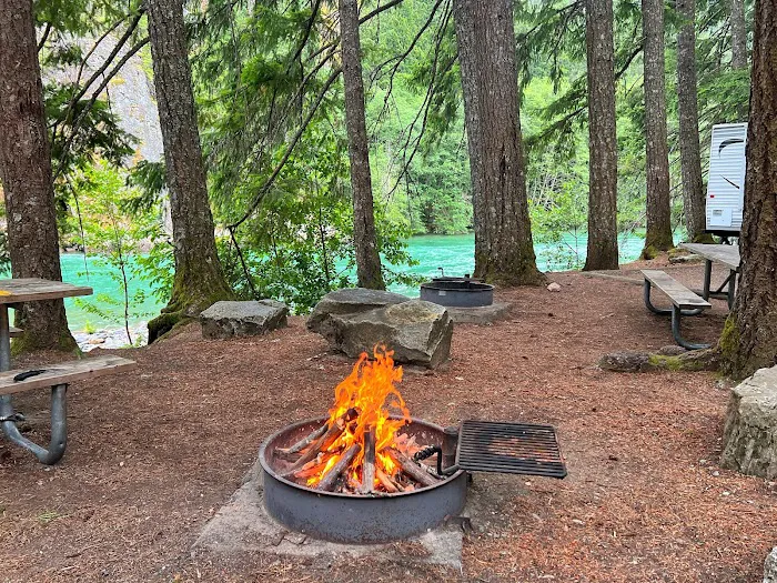 Gorge Lake Campground Picture 6