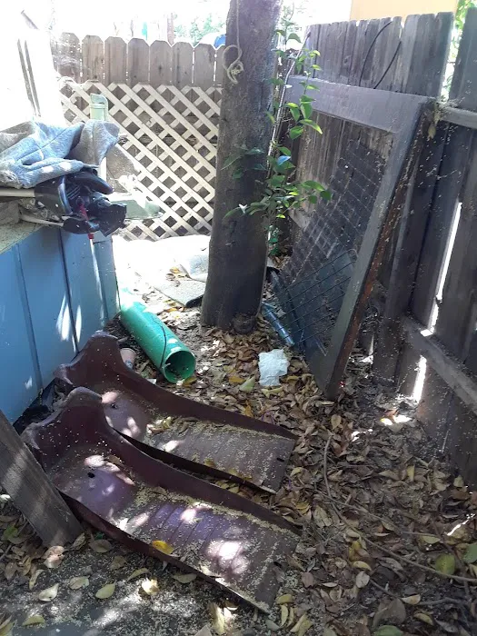 Auburn Oaks Mobile Home Park Picture 7