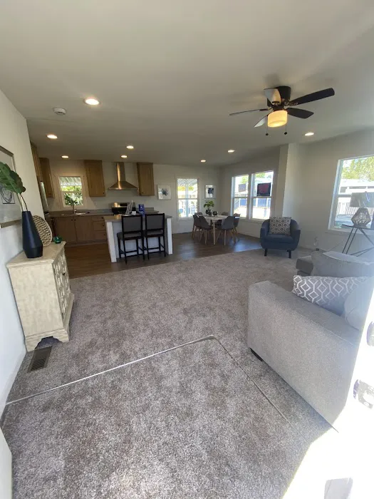 Stonegate Mobile Home Estates Picture 5