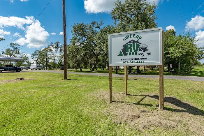 Sweeny RV Park Picture 4