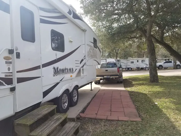 Stonebridge RV Park Picture 7