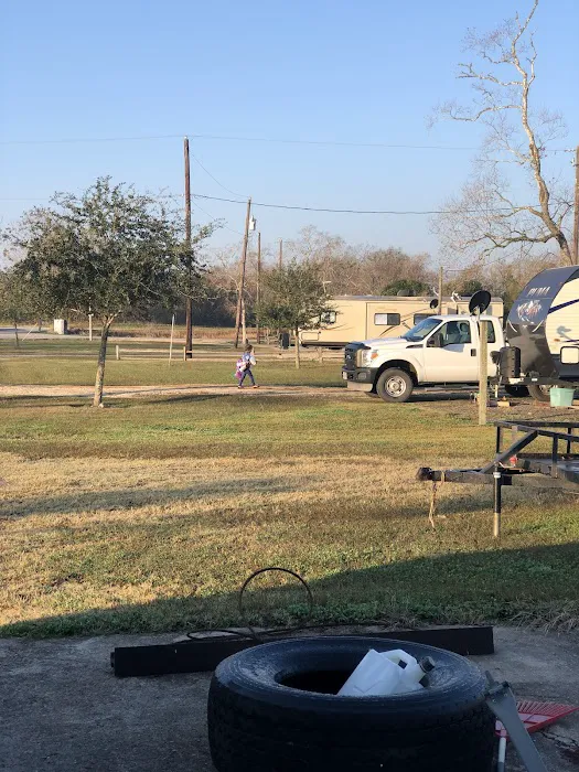 Barnyard RV Picture 1
