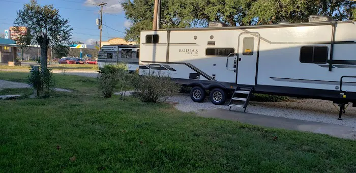 White Wing Dove RV Park Picture 2