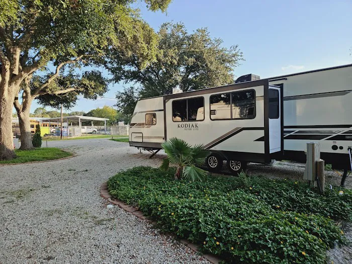 White Wing Dove RV Park Picture 4