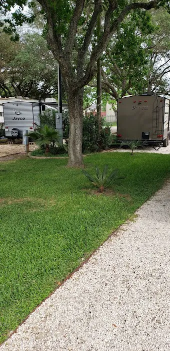 White Wing Dove RV Park Picture 9