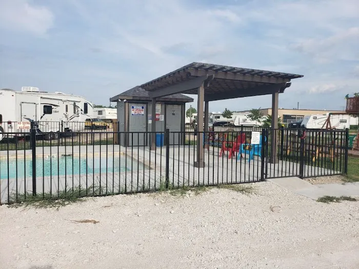 Texas 6 RV Park Picture 7
