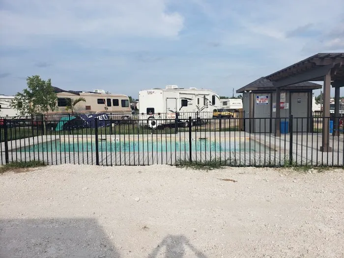 Texas 6 RV Park Picture 6