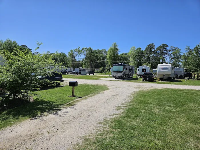 RV PARK OF KINGWOOD Picture 8