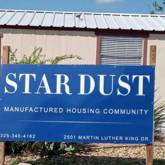 Star Dust Mobile Home Community Picture 3