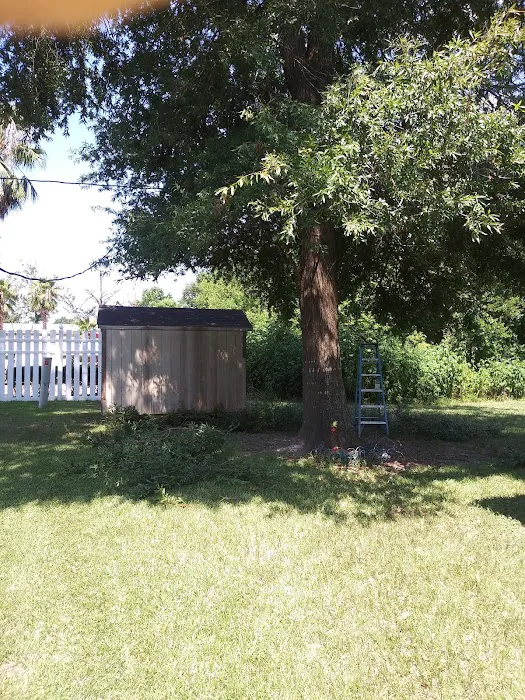 Lakewood Village Picture 10