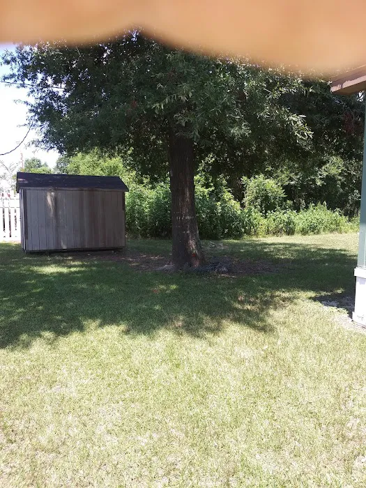 Lakewood Village Picture 9