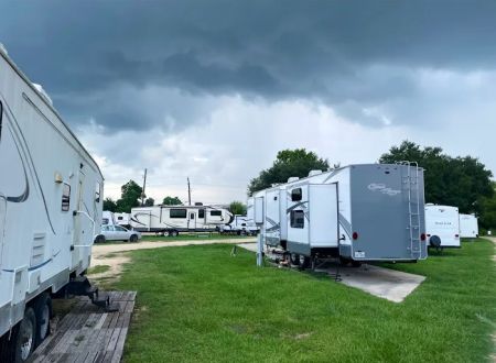 Crosby RV Park & Mini Storage