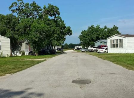 Crosby Glen Mobile Home & RV Community