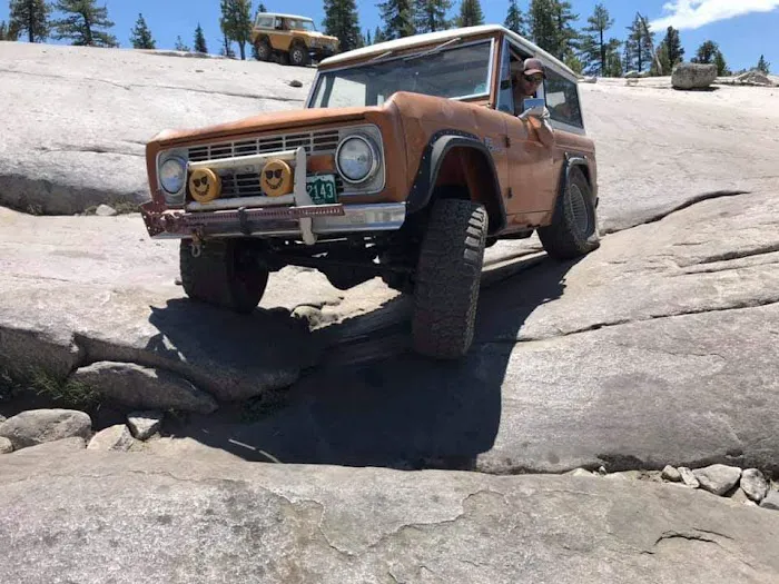 McKinney/Rubicon Trailhead Picture 4