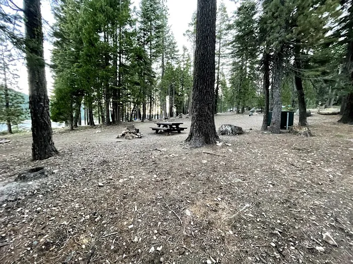 French Meadows Campground Picture 6