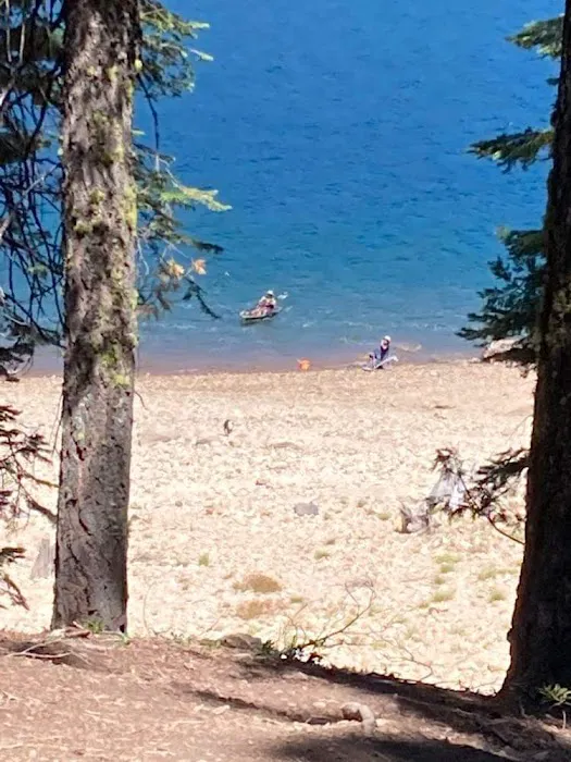 French Meadows Campground Picture 10