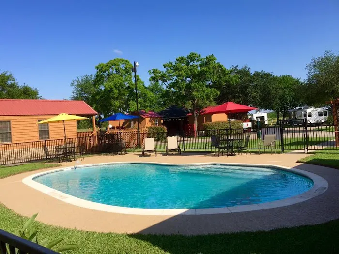 Houston East RV Resort Picture 2
