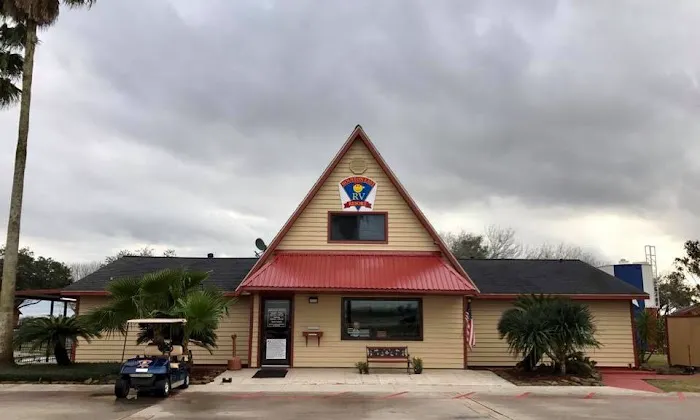 Houston East RV Resort Picture 4
