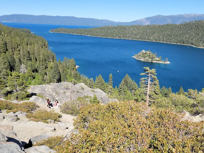 Emerald Bay Boat Camp Picture 3
